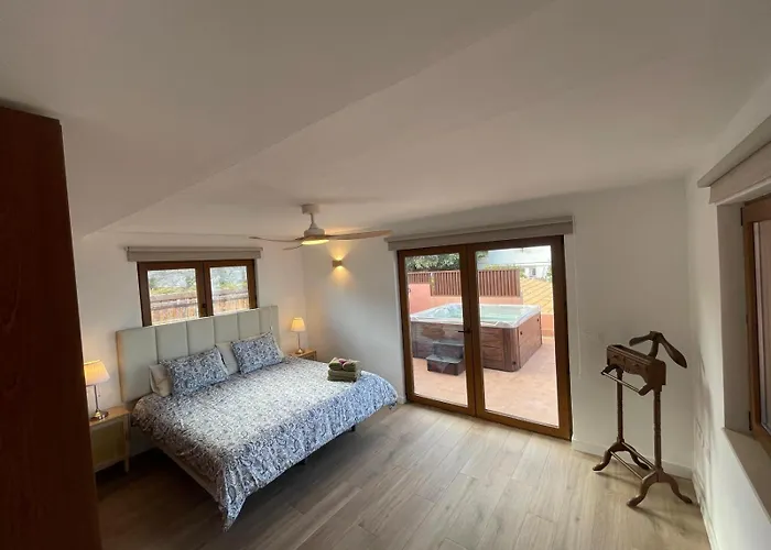 Penthouse With Breathtaking Views 아파트 *