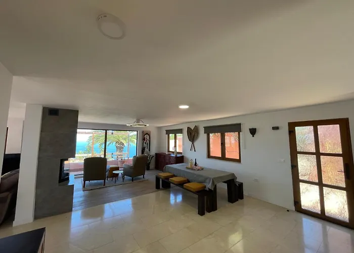 Penthouse With Breathtaking Views *