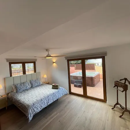 Penthouse With Breathtaking Views 아파트 *