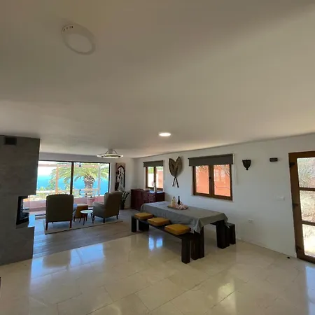 Penthouse With Breathtaking Views *